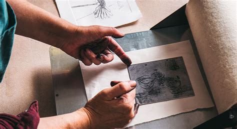 Explain the Difference between Engraving and Etching: A Deeper Insight into Two Techniques of Craftsmanship